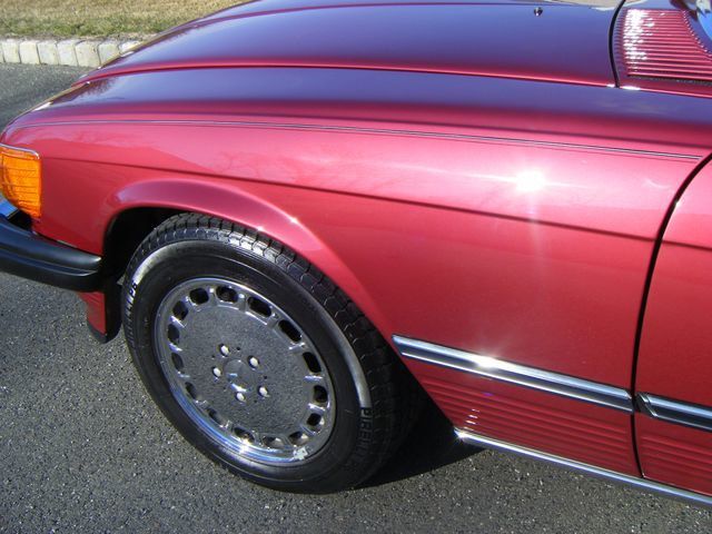 1989 Mercedes-Benz 560 Series SL - 3933890 - 29
