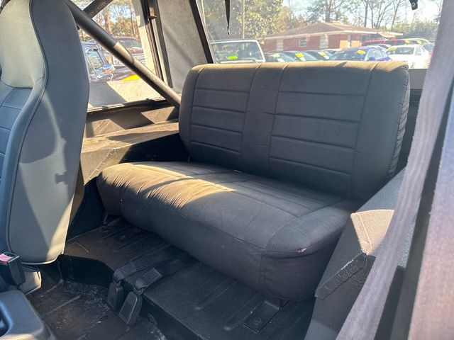 1990 Jeep Wrangler 2dr Laredo - 22720214 - 11