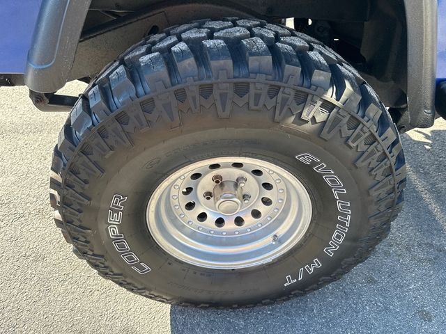 1990 Jeep Wrangler 2dr Laredo - 22720214 - 17