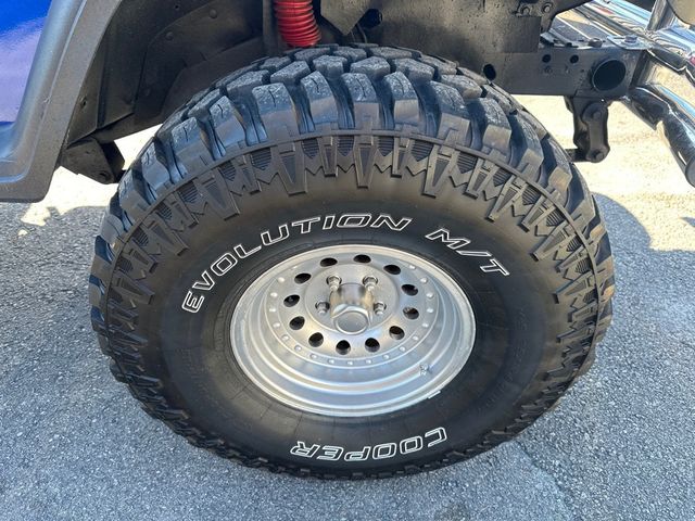 1990 Jeep Wrangler 2dr Laredo - 22720214 - 18