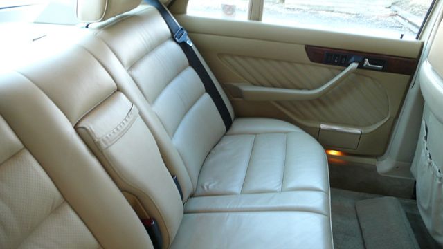 1990 Mercedes-Benz 560 Series 560 Series 4dr Sedan 560SEL - 18588233 - 20