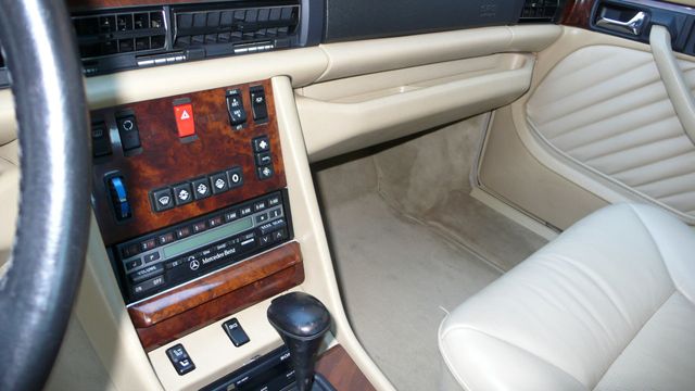 1990 Mercedes-Benz 560 Series 560 Series 4dr Sedan 560SEL - 18588233 - 30