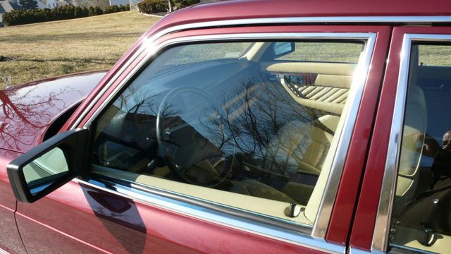 1990 Mercedes-Benz 560 Series 560 Series 4dr Sedan 560SEL - 18588233 - 57