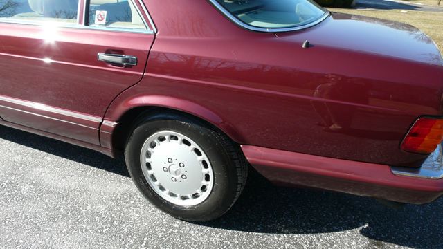 1990 Mercedes-Benz 560 Series 560 Series 4dr Sedan 560SEL - 18588233 - 61