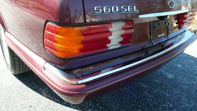 1990 Mercedes-Benz 560 Series 560 Series 4dr Sedan 560SEL - 18588233 - 65