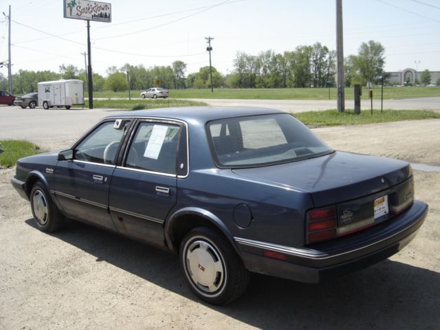 1991 Oldsmobile Cutlass Ciera - 1766097 - 2
