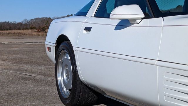 1992 Chevrolet Corvette 2dr Coupe Hatchback - 21729445 - 31