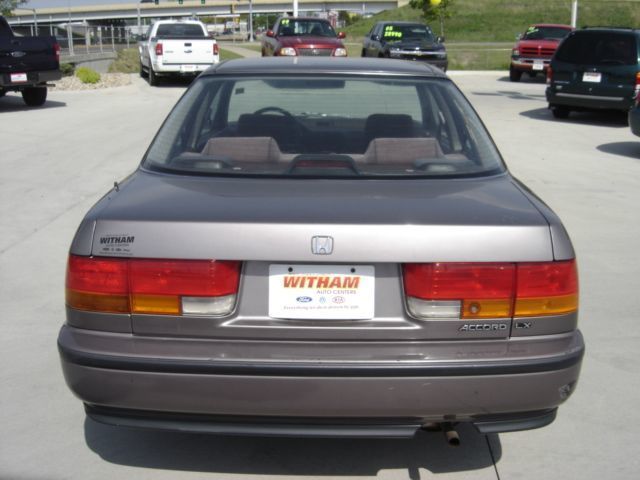 1993 Honda Accord LX - 1794569 - 3