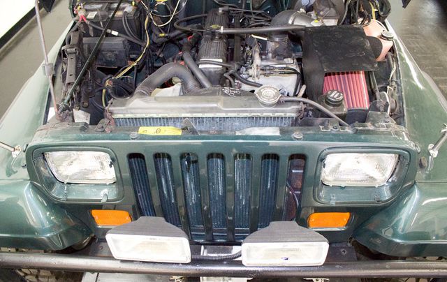 1993 Jeep Wrangler Base Trim - 16273282 - 30