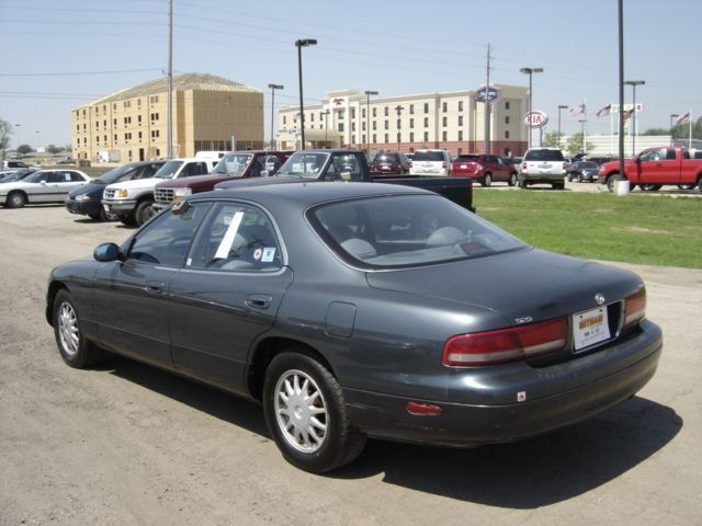 1993 Mazda 929 Base Trim - 1766095 - 2