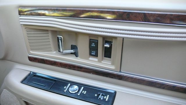 1994 Buick Roadmaster 4dr Wagon Estate - 15607035 - 15