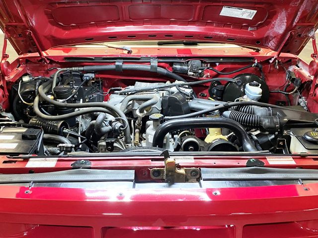 1994 Ford F-150 133" WB XL - 22877080 - 22