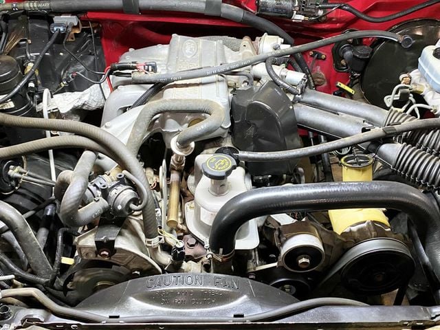 1994 Ford F-150 133" WB XL - 22877080 - 23