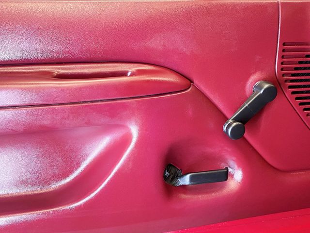 1994 Ford F-150 133" WB XL - 22877080 - 28