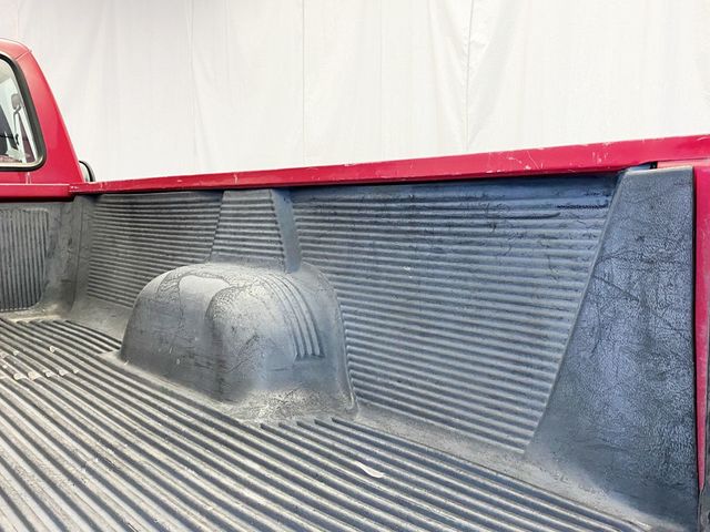 1994 Ford F-150 133" WB XL - 22877080 - 51