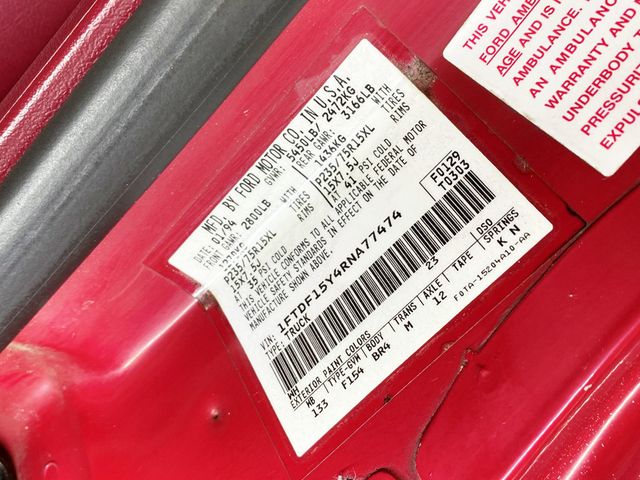 1994 Ford F-150 133" WB XL - 22877080 - 56