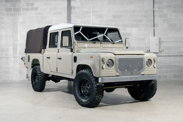 1994 Land Rover Defender RiverHouse Defender 130 - 22835067 - 0