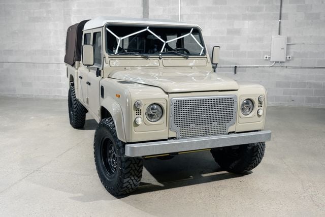 1994 Land Rover Defender RiverHouse Defender 130 - 22835067 - 26