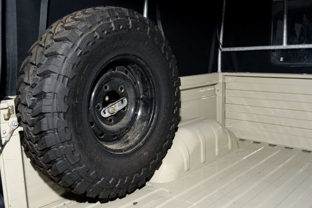 1994 Land Rover Defender RiverHouse Defender 130 - 22835067 - 40
