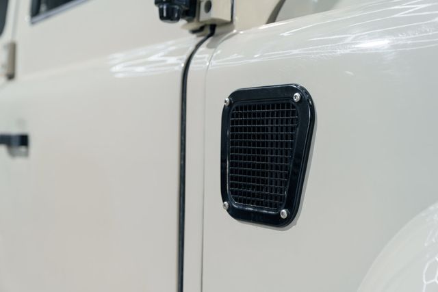 1994 Land Rover Defender RiverHouse Defender 130 - 22835067 - 43