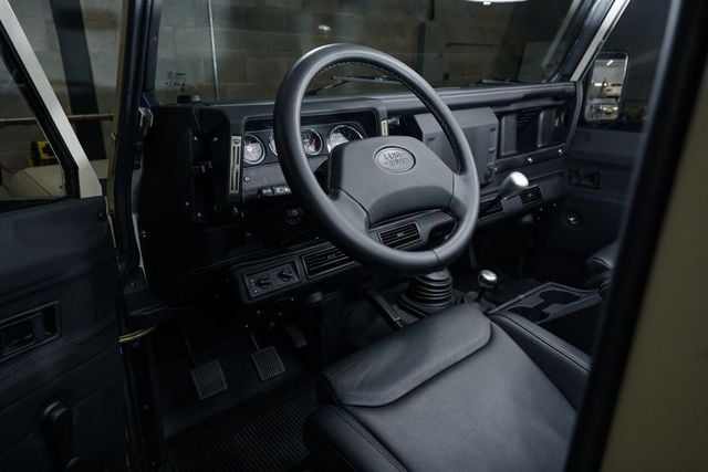 1994 Land Rover Defender RiverHouse Defender 130 - 22835067 - 8