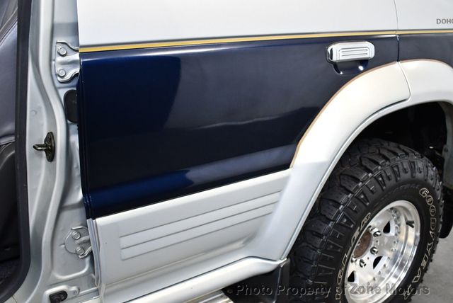 1994 Mitsubishi Pajero  - 22496158 - 12