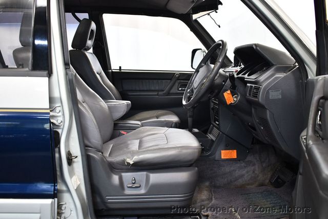 1994 Mitsubishi Pajero  - 22496158 - 30