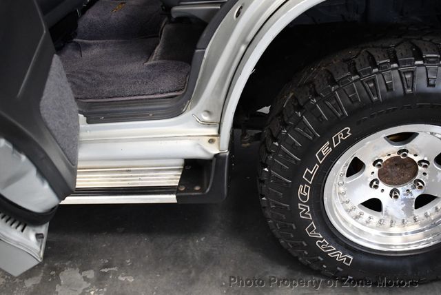 1994 Mitsubishi Pajero  - 22496158 - 48