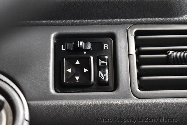 1994 Mitsubishi Pajero  - 22496158 - 64