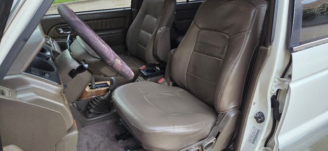 1995 Mitsubishi Montero Rare 4x4 3rd Row California CLEAN Cold AC Loaded 615-300-6004 - 22887165 - 11