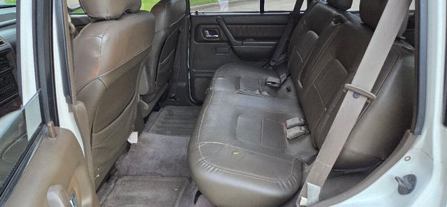 1995 Mitsubishi Montero Rare 4x4 3rd Row California CLEAN Cold AC Loaded 615-300-6004 - 22887165 - 13