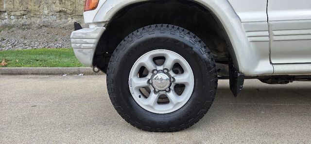 1995 Mitsubishi Montero Rare 4x4 3rd Row California CLEAN Cold AC Loaded 615-300-6004 - 22887165 - 35