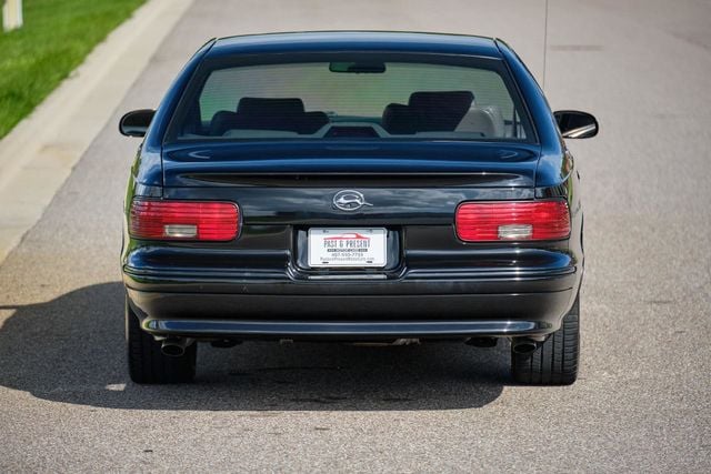 1996 Chevrolet Impala Super Sport LOW MILES - 22152408 - 3
