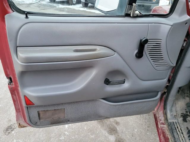 1996 Ford F150 Regular Cab  - 22932426 - 11