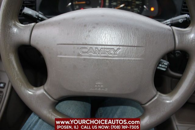 1996 Toyota Camry 4dr Sedan LE Automatic - 22186110 - 20