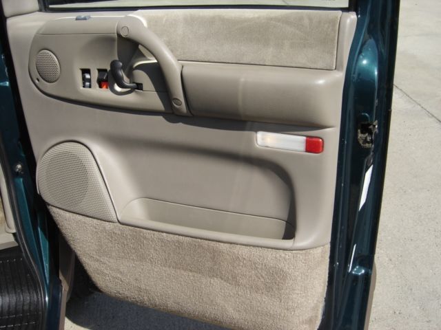 1997 Chevrolet Astro LT - 1723455 - 5