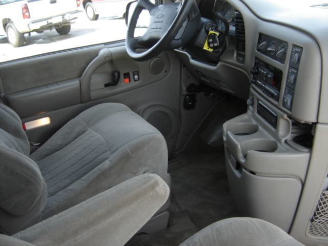 1997 Chevrolet Astro LT - 1723455 - 6