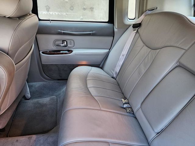 1997 Lincoln Town Car 4dr Sedan Executive - 21879286 - 23