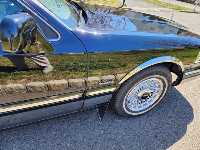 1997 Lincoln Town Car 4dr Sedan Executive - 21879286 - 29