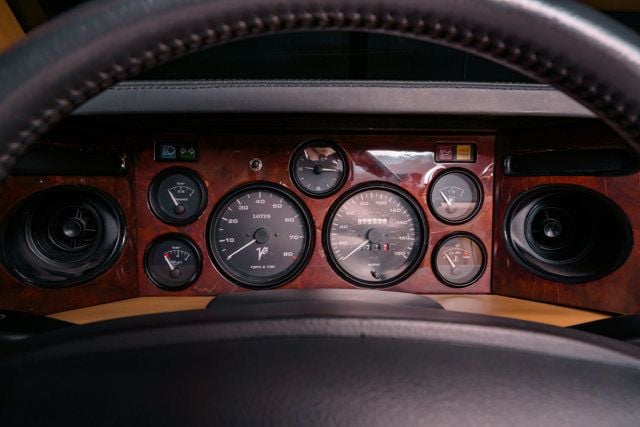 1997 Lotus Esprit Base Trim - 22925986 - 12