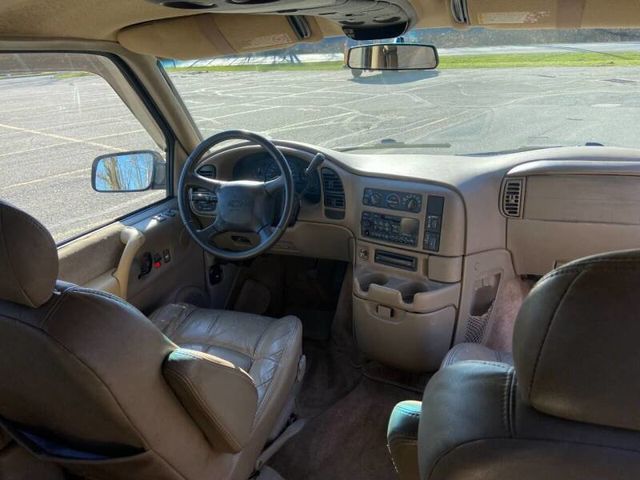 1999 Chevrolet Astro Passenger LT Extended Van For Sale  - 22413371 - 39