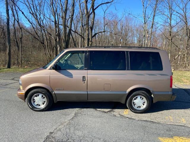 1999 Chevrolet Astro Passenger LT Extended Van For Sale  - 22413371 - 4