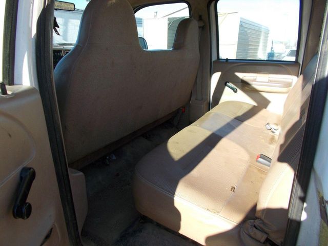 1999 Ford Super Duty F-450 Base Trim - 11828705 - 7