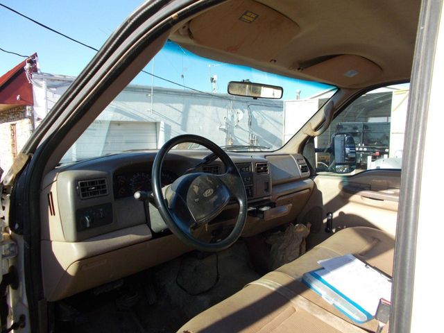 1999 Ford Super Duty F-450 Base Trim - 11828705 - 8