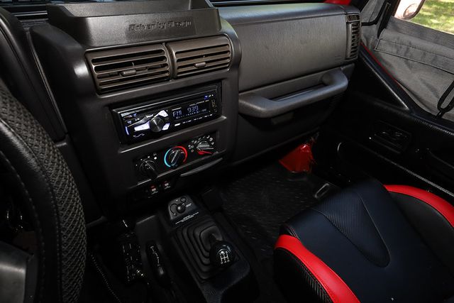 1999 Jeep Wrangler 2dr Sport - 22936213 - 39