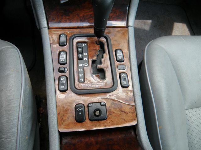 1999 Mercedes-Benz E-Class E320 4dr Sedan 3.2L - 21985797 - 10