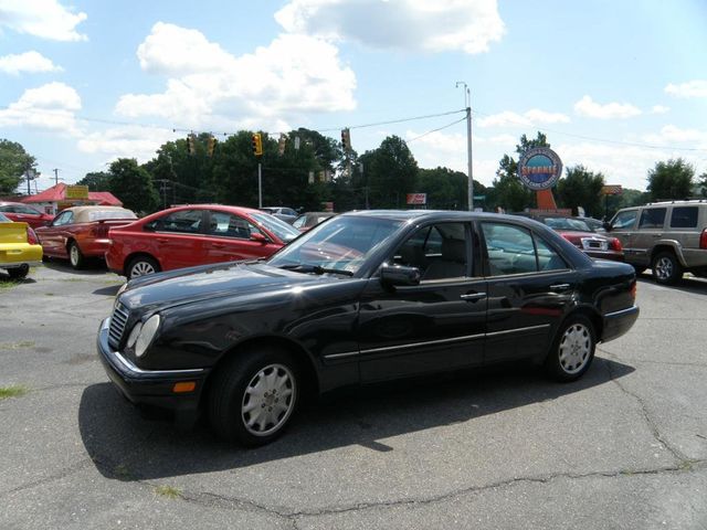 1999 Mercedes-Benz E-Class E320 4dr Sedan 3.2L - 21985797 - 4