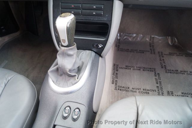 1999 Porsche 911 Carrera 1999 PORSCHE 911 CARRERA 6-SPEED CONVERTIBLE **NO ENGINE** - 21022415 - 17