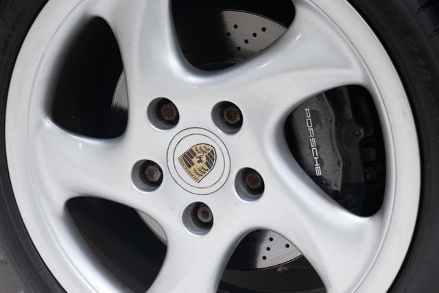 1999 Porsche 911 Carrera 2dr Carrera Cabriolet 6-Speed Manual - 22282435 - 82