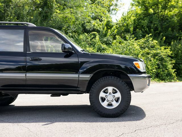 1999 Toyota Land Cruiser 1-Owner in Nashville Since New!! Factory Rear Differential Lock - 22873123 - 11
